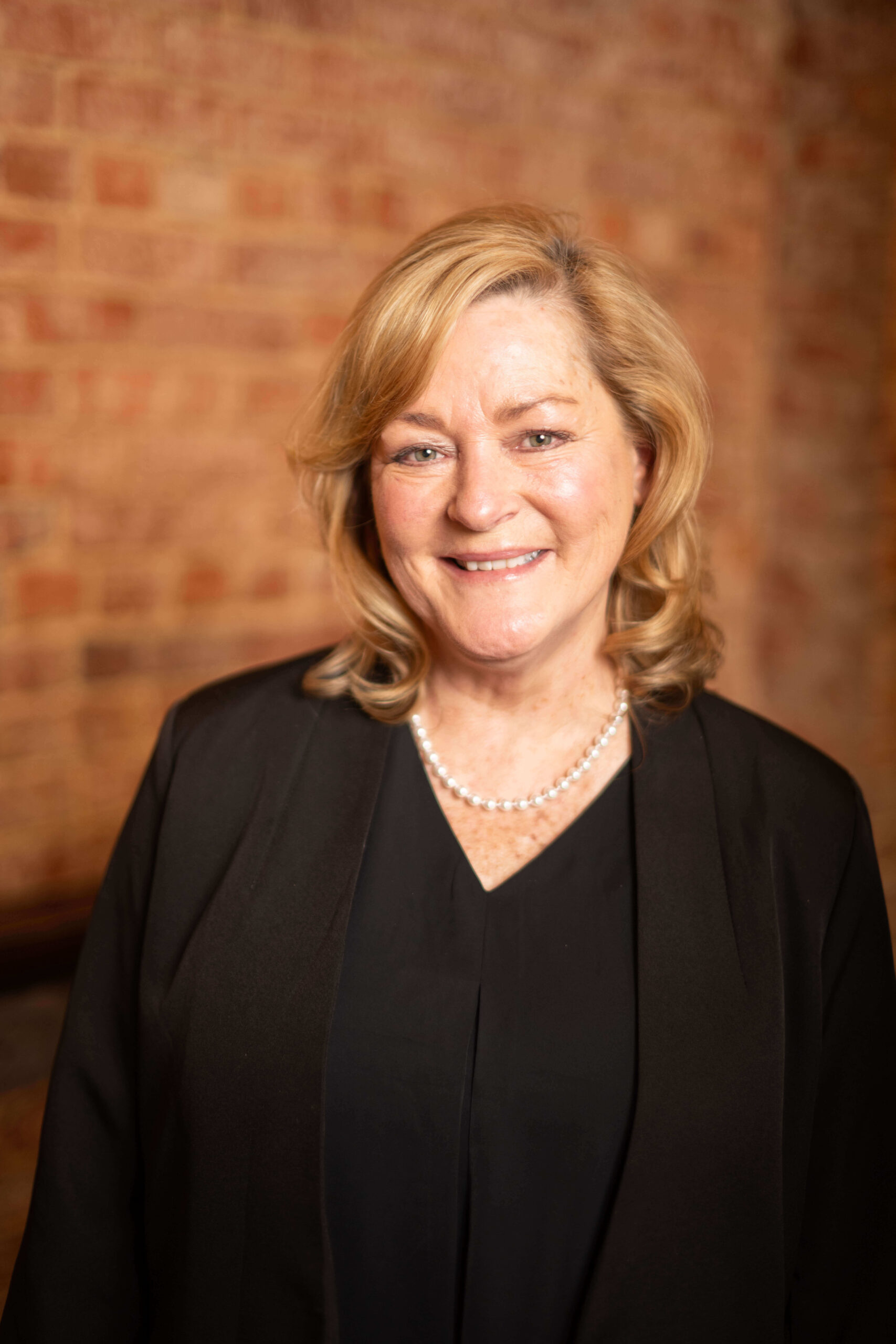 Lisa Cary